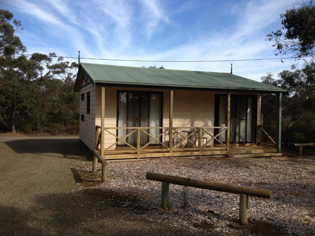 Parndana Hotel Cabins Room photo